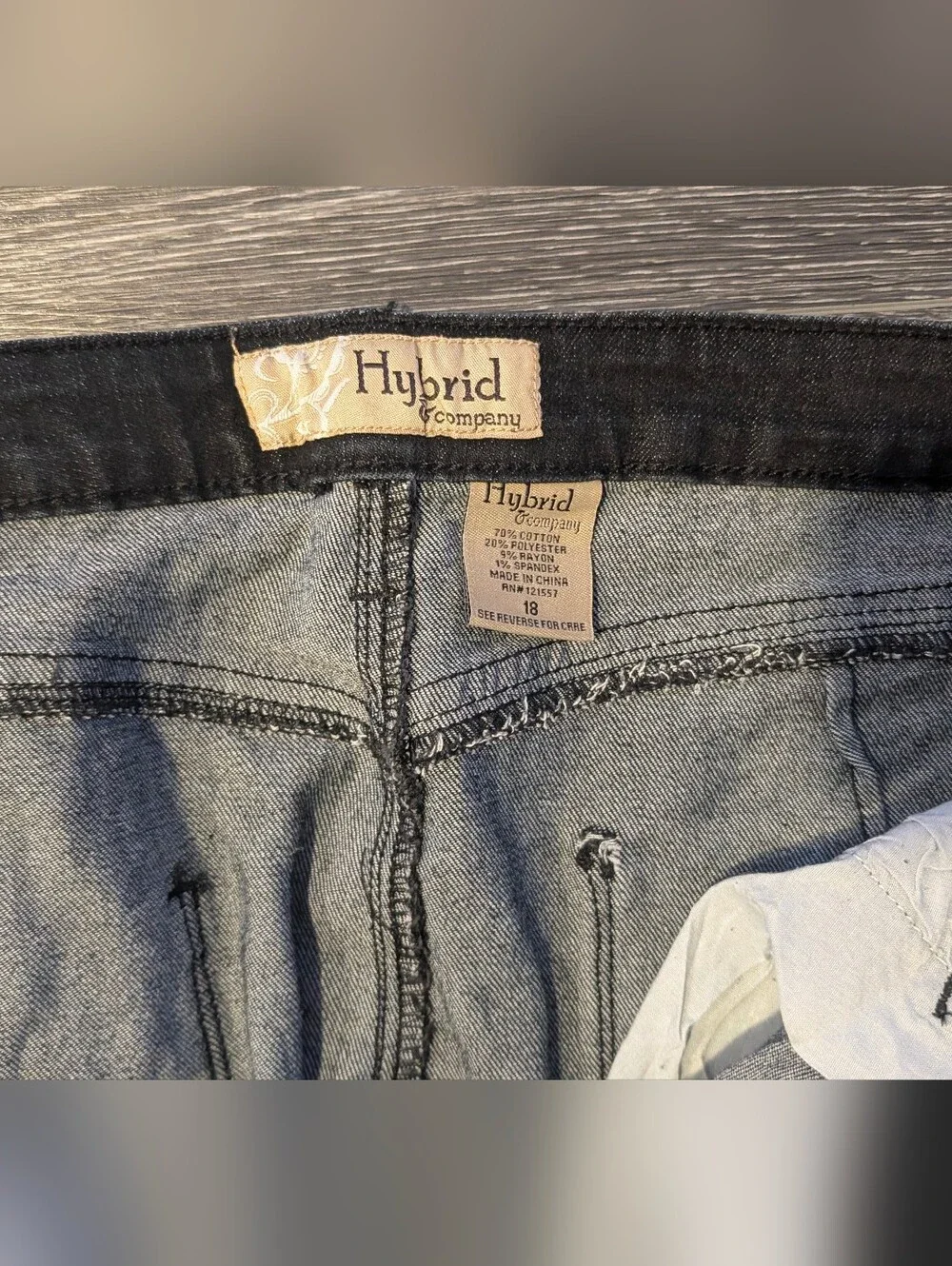 Hybrid & company Women’s Distressed Black Jeans